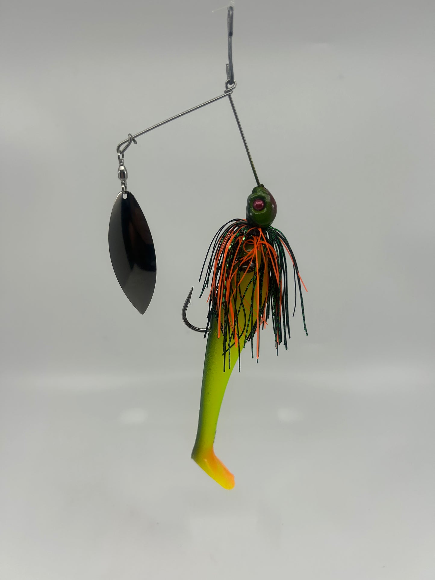 1 OZ Cod Bomber Size 5 Willow Blade Black Nickle