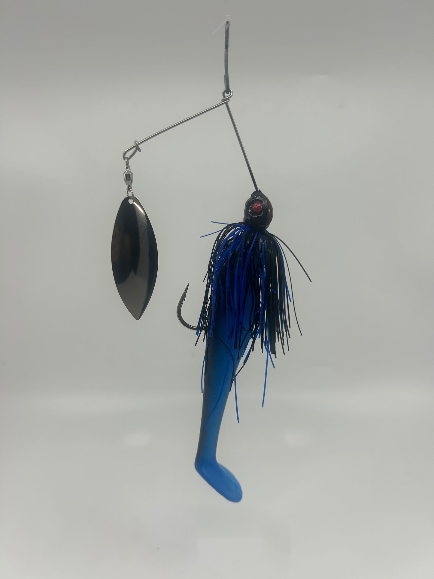 1 OZ Cod Bomber Size 5 Willow Blade Black Nickle