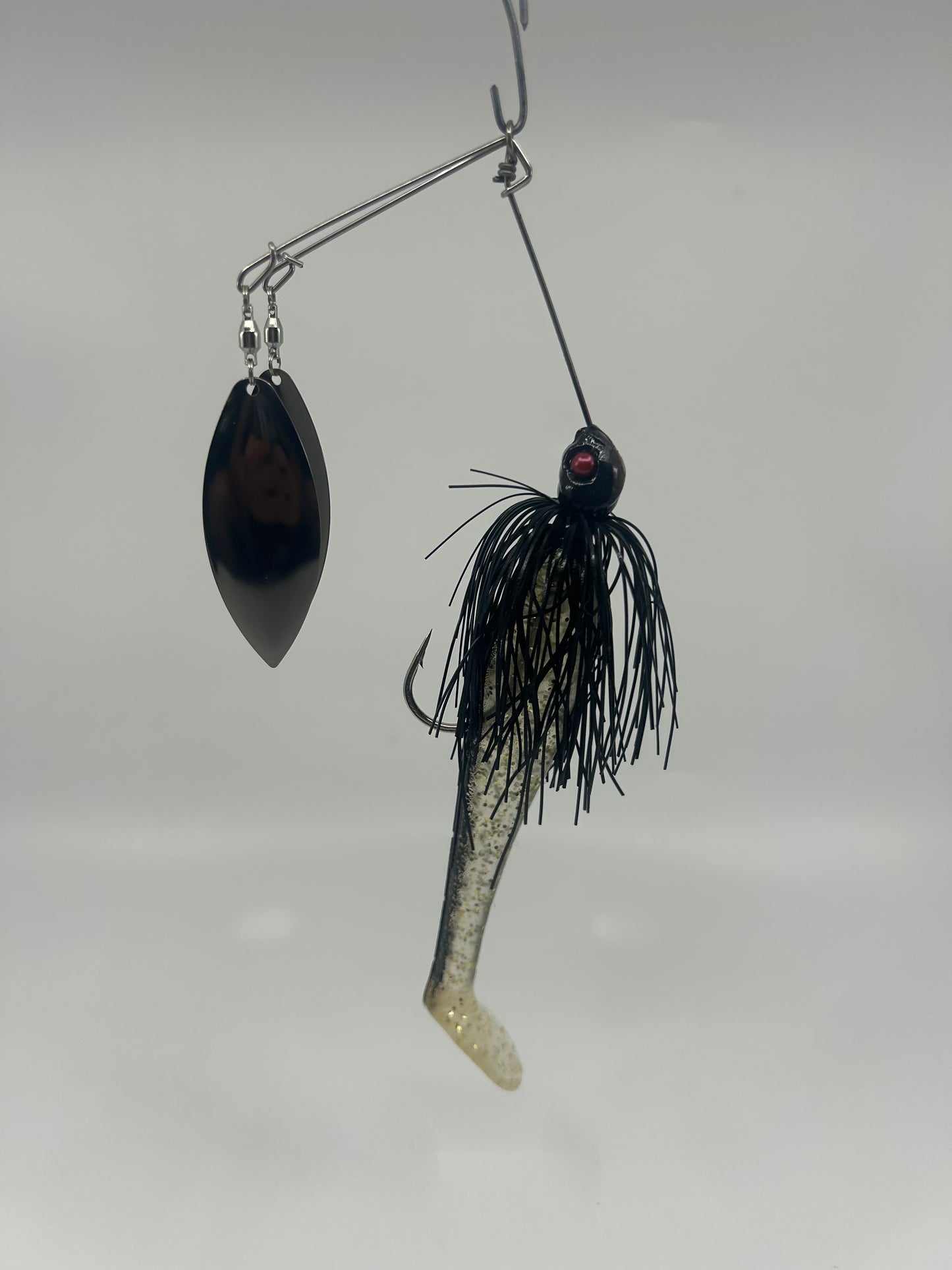 1 OZ Dual Wielder Size 5 Willow Blades Black Nickle