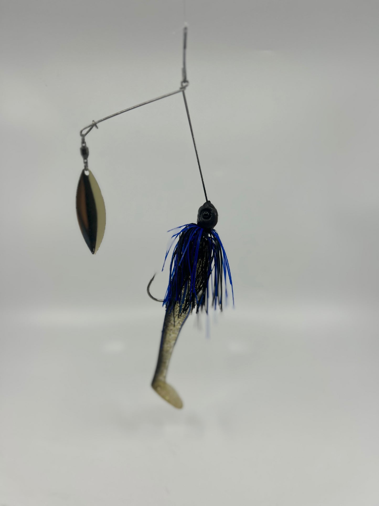 1 OZ Cod Bomber Size 4.5 Willow Blade
