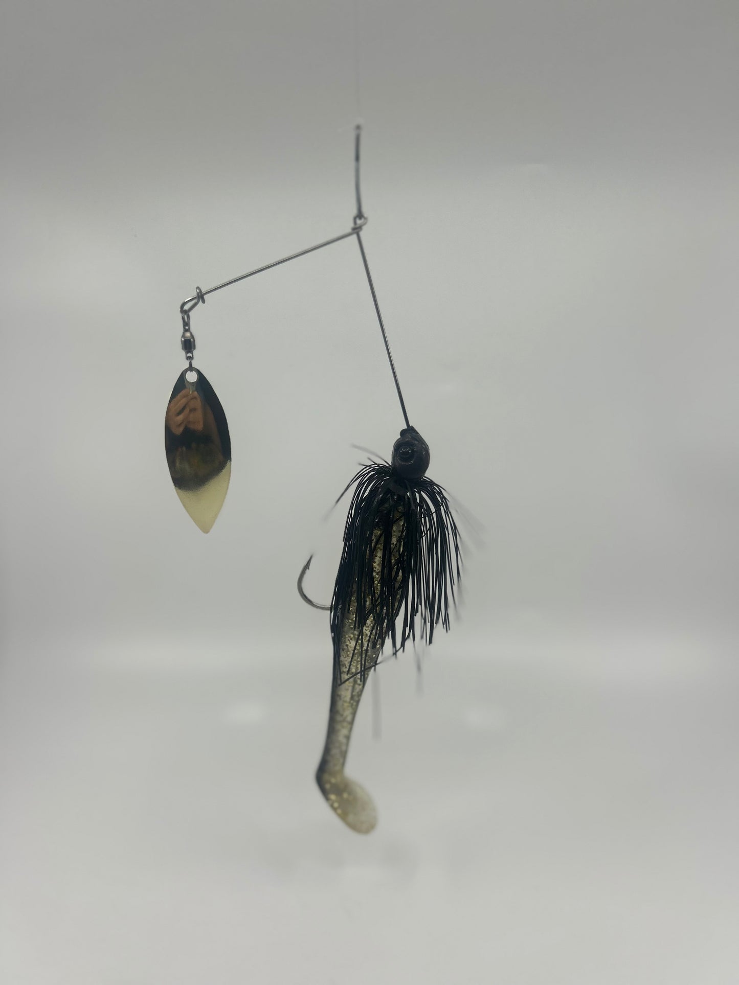 1 OZ Cod Bomber Size 5 Willow Blade