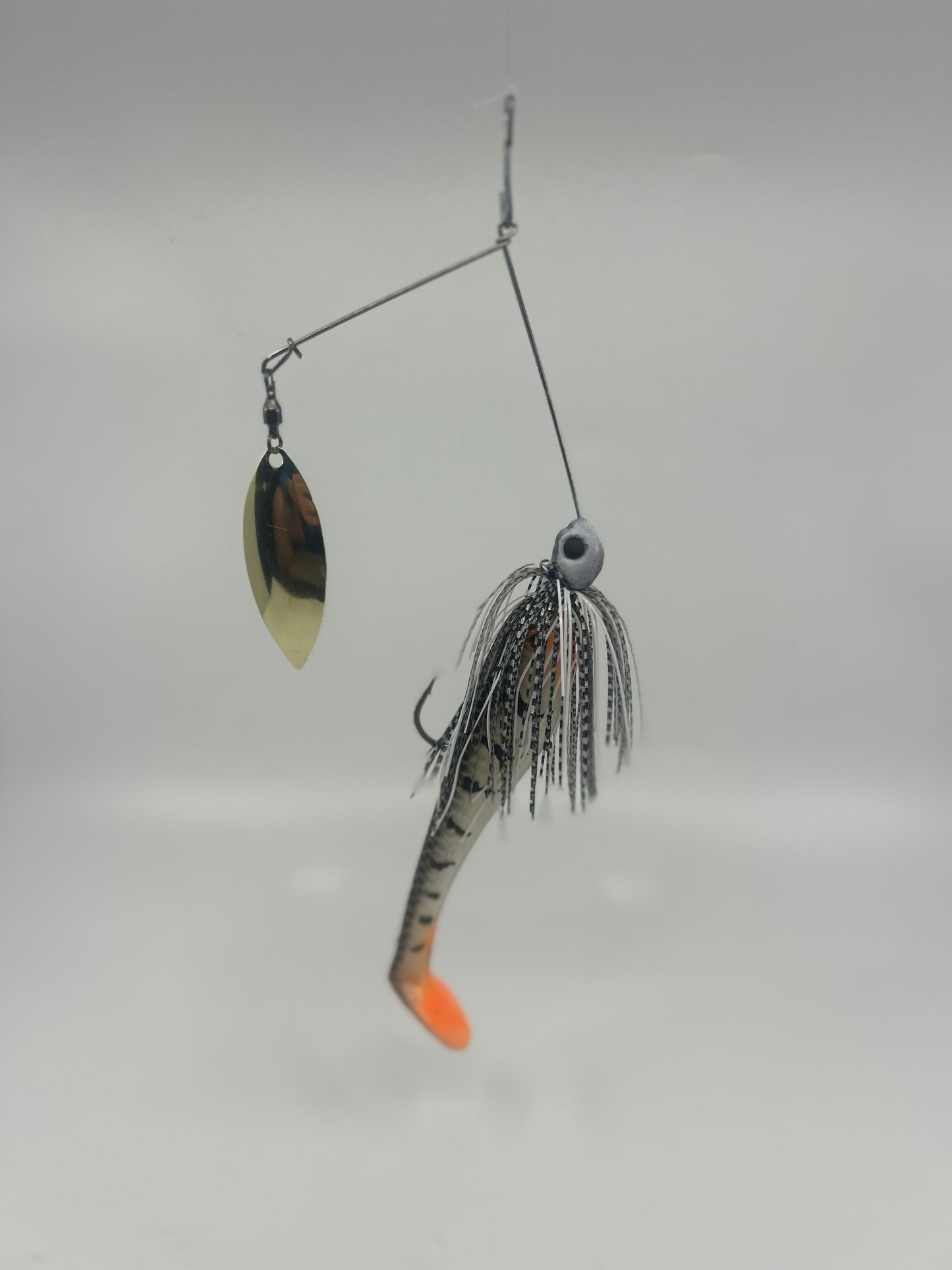 1 OZ Cod Bomber Size 5 Willow Blade