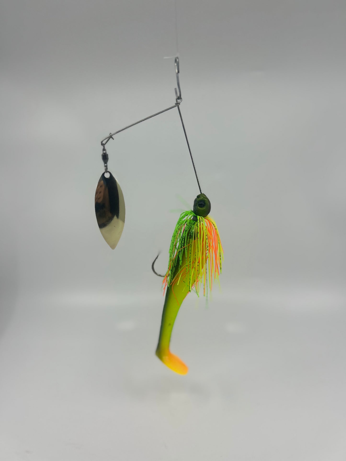 1 OZ Cod Bomber Size 5 Willow Blade