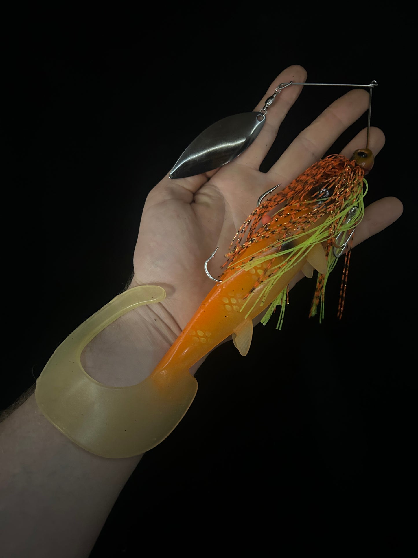 1 OZ Curly Grub Spinner Bait