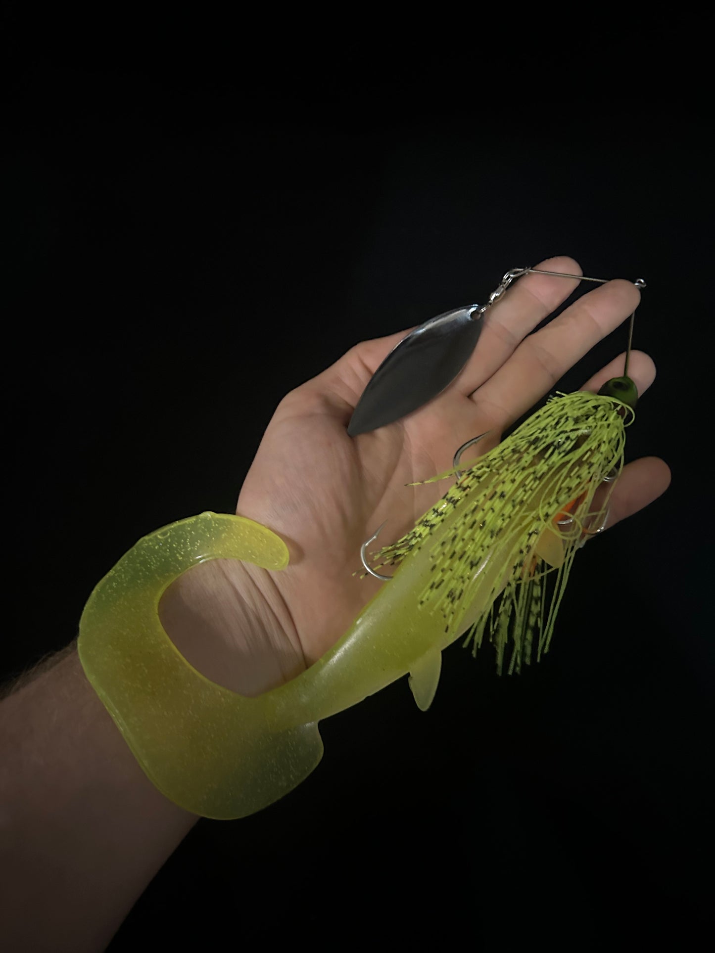 1 OZ Curly Grub Spinner Bait