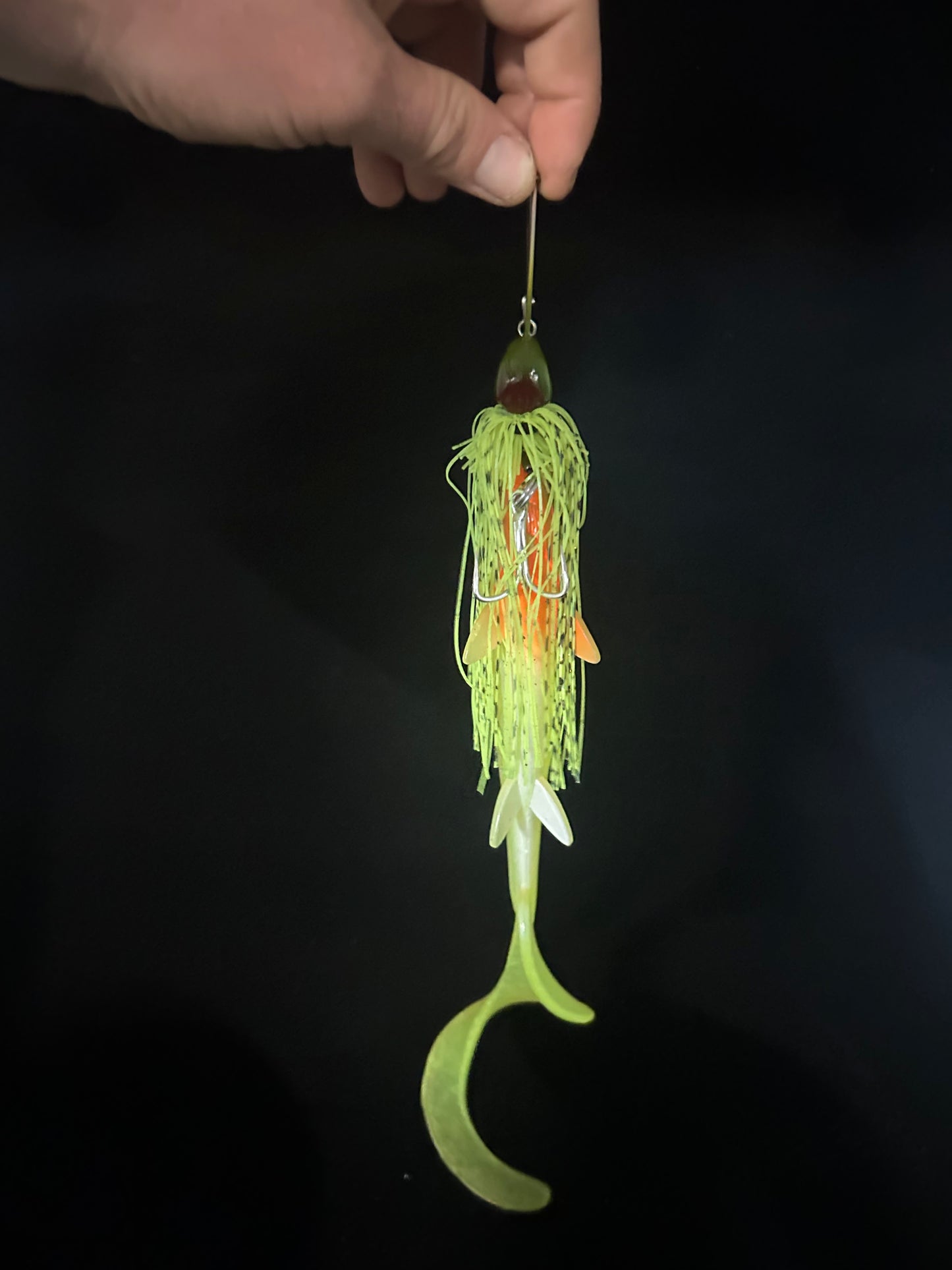 1 OZ Curly Grub Spinner Bait